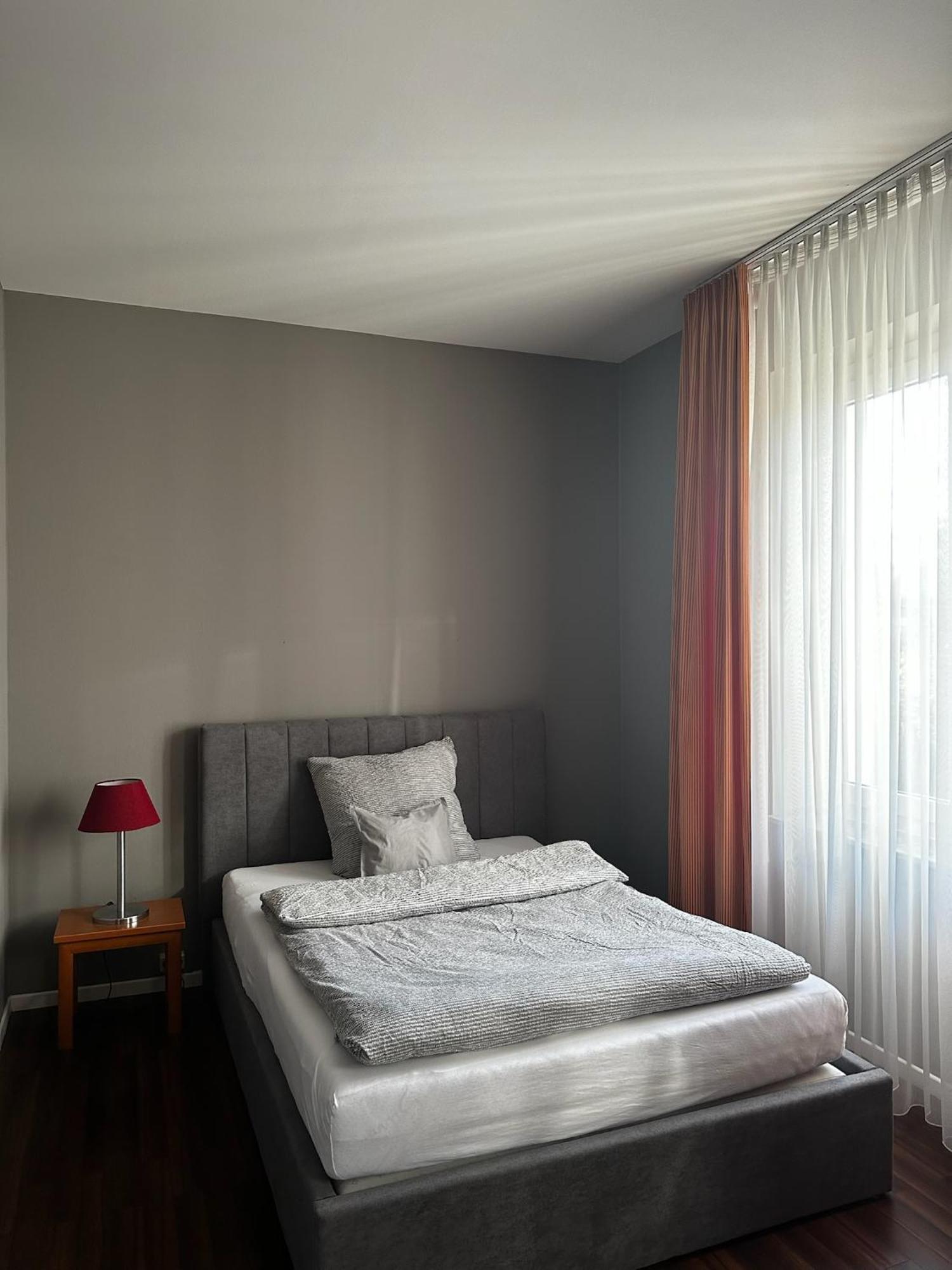 Hotel Ambiente Dortmund Bagian luar foto