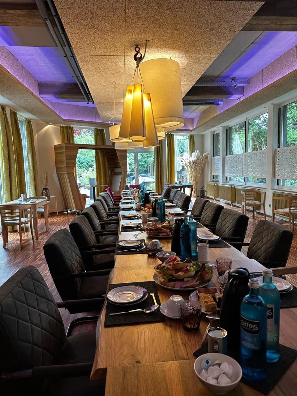 Hotel Ambiente Dortmund Bagian luar foto