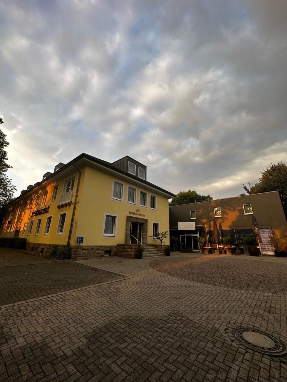 Hotel Ambiente Dortmund Bagian luar foto